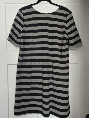 GAP Classic Black & White Striped Short-Sleeve Dress